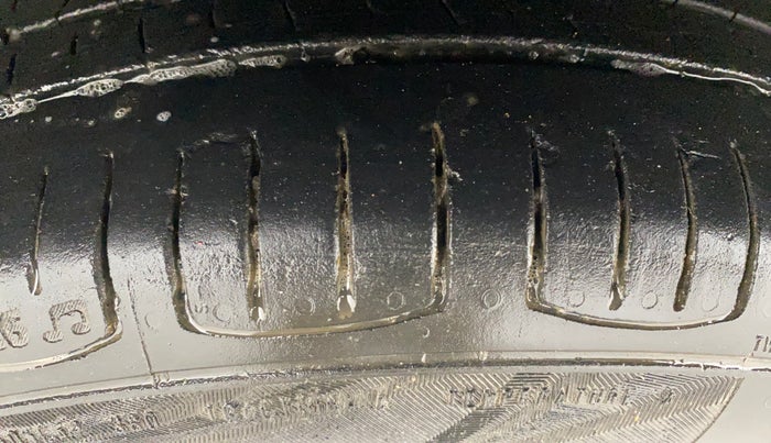 2021 Hyundai GRAND I10 NIOS SPORTZ 1.2 KAPPA VTVT, Petrol, Manual, 87,798 km, Left Front Tyre Tread