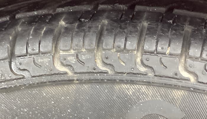 2019 Datsun Redi Go A, Petrol, Manual, 35,068 km, Right Front Tyre Tread