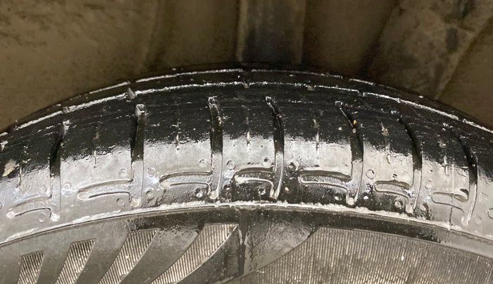 2020 Hyundai GRAND I10 NIOS SPORTZ AMT 1.2 KAPPA VTVT, Petrol, Automatic, 17,294 km, Left Rear Tyre Tread