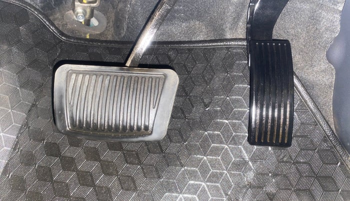 2020 Hyundai GRAND I10 NIOS SPORTZ AMT 1.2 KAPPA VTVT, Petrol, Automatic, 17,294 km, Pedals