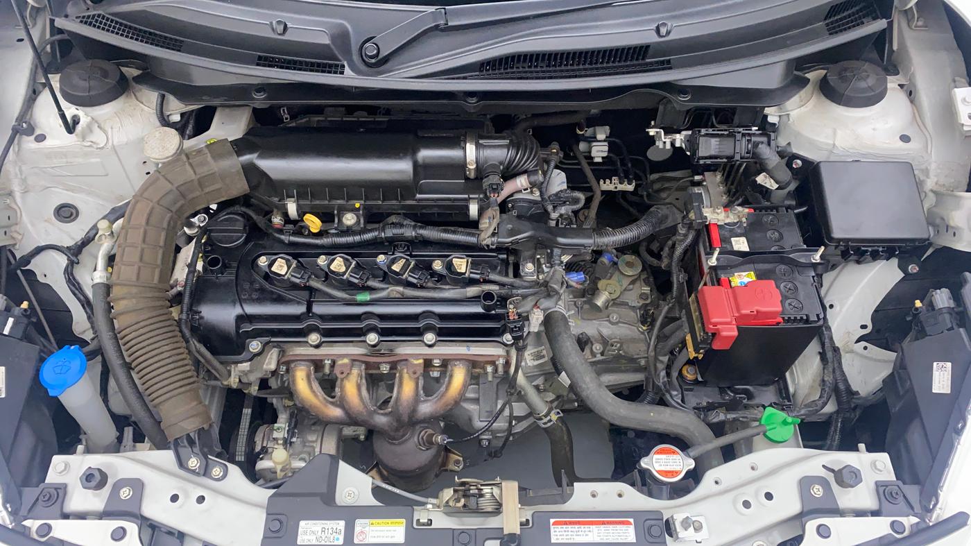 2018 Maruti Dzire ZXI, Petrol, Manual, 15,236 km, Engine Bonet View