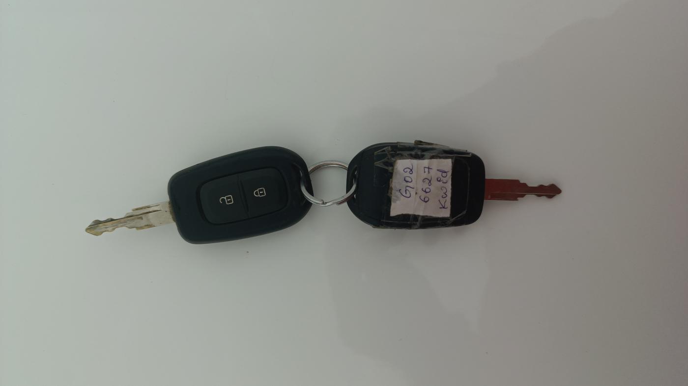 2019 Renault Kwid RXT 1.0 AMT (O), Petrol, Automatic, 39,510 km, Key Close Up