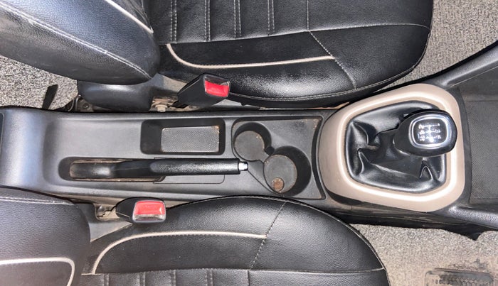 2017 Hyundai Grand i10 SPORTZ 1.2 KAPPA VTVT, CNG, Manual, 1,07,596 km, Gear Lever