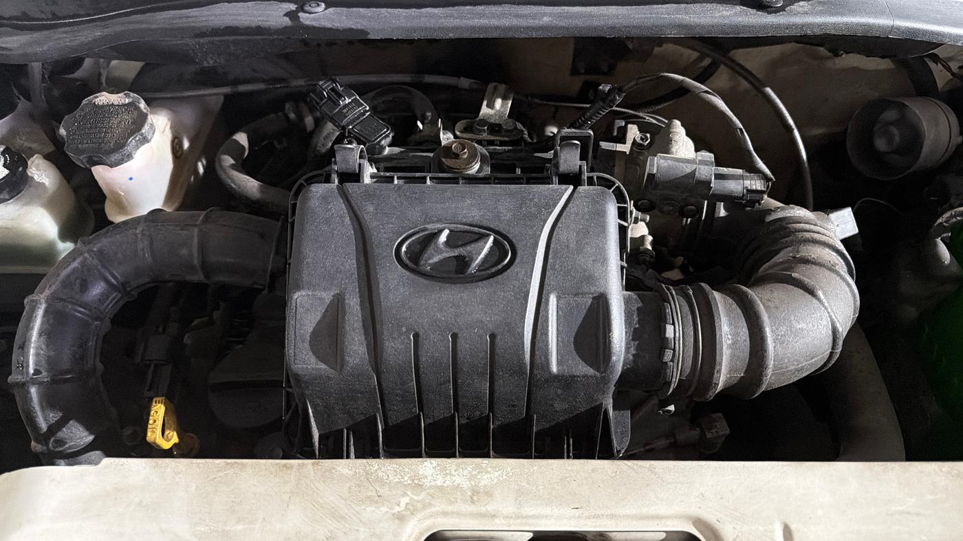 2017 Hyundai Eon MAGNA +, Petrol, Manual, 72,504 km, Engine View