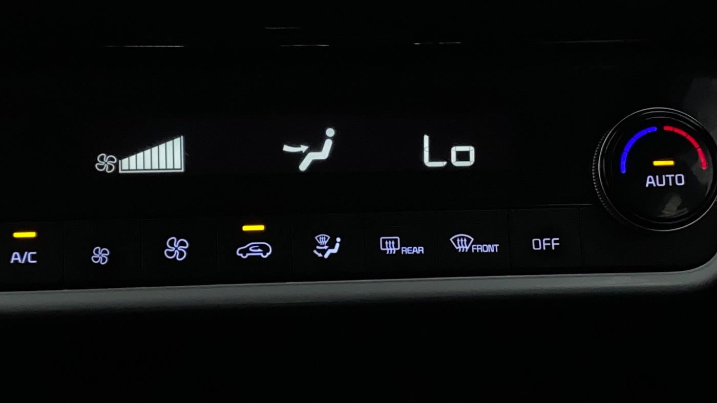 2022 KIA SELTOS HTK PLUS 1.5 IMT, Petrol, Manual, 7,700 km, Automatic Climate Control