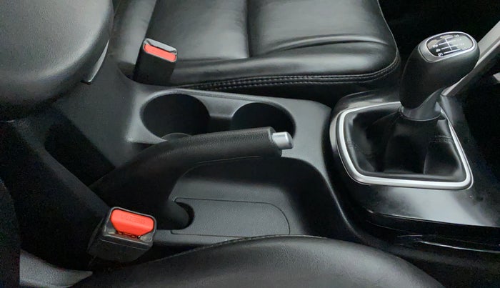 2022 KIA SELTOS HTK PLUS 1.5 IMT, Petrol, Manual, 7,700 km, Gear Lever