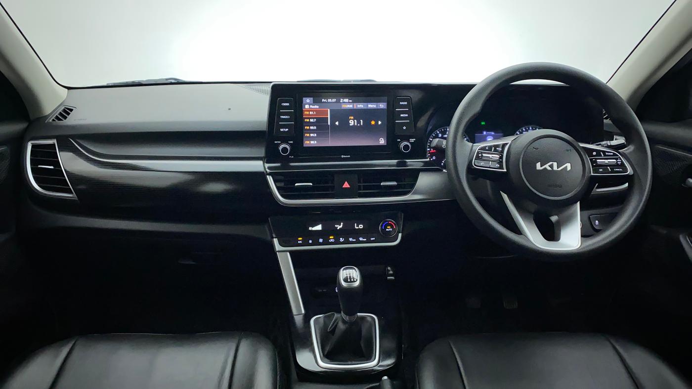 2022 KIA SELTOS HTK PLUS 1.5 IMT, Petrol, Manual, 7,700 km, Dashboard
