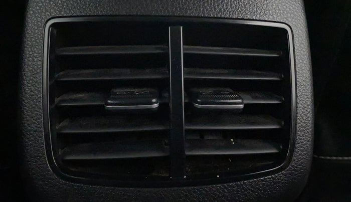 2022 KIA SELTOS HTK PLUS 1.5 IMT, Petrol, Manual, 7,700 km, Rear AC Vents