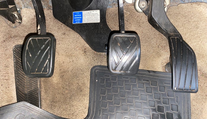 2018 Maruti Ciaz ALPHA 1.4 PETROL, Petrol, Manual, 49,622 km, Pedals