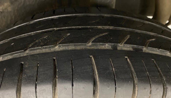 2017 Maruti Celerio VXI (O) AMT, Petrol, Automatic, 77,337 km, Left Rear Tyre Tread