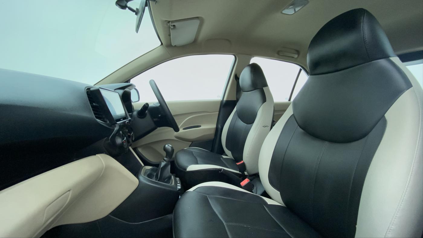 2020 Hyundai NEW SANTRO 1.1 MAGNA CNG MT, CNG, Manual, 61,770 km, Right Side Front Door Cabin