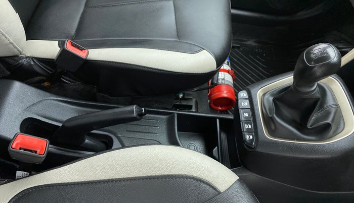 2020 Hyundai NEW SANTRO 1.1 MAGNA CNG MT, CNG, Manual, 61,770 km, Gear Lever
