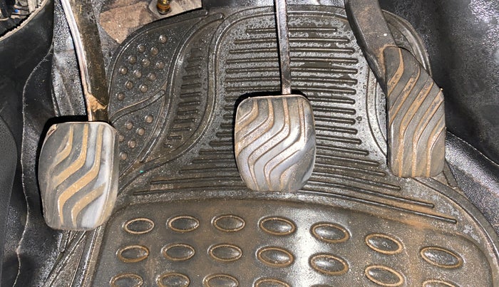 2017 Renault Kwid RXL 1.0, Petrol, Manual, 63,116 km, Pedals