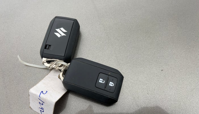 2021 Maruti Baleno ZETA PETROL 1.2, Petrol, Manual, 55,307 km, Key Close Up