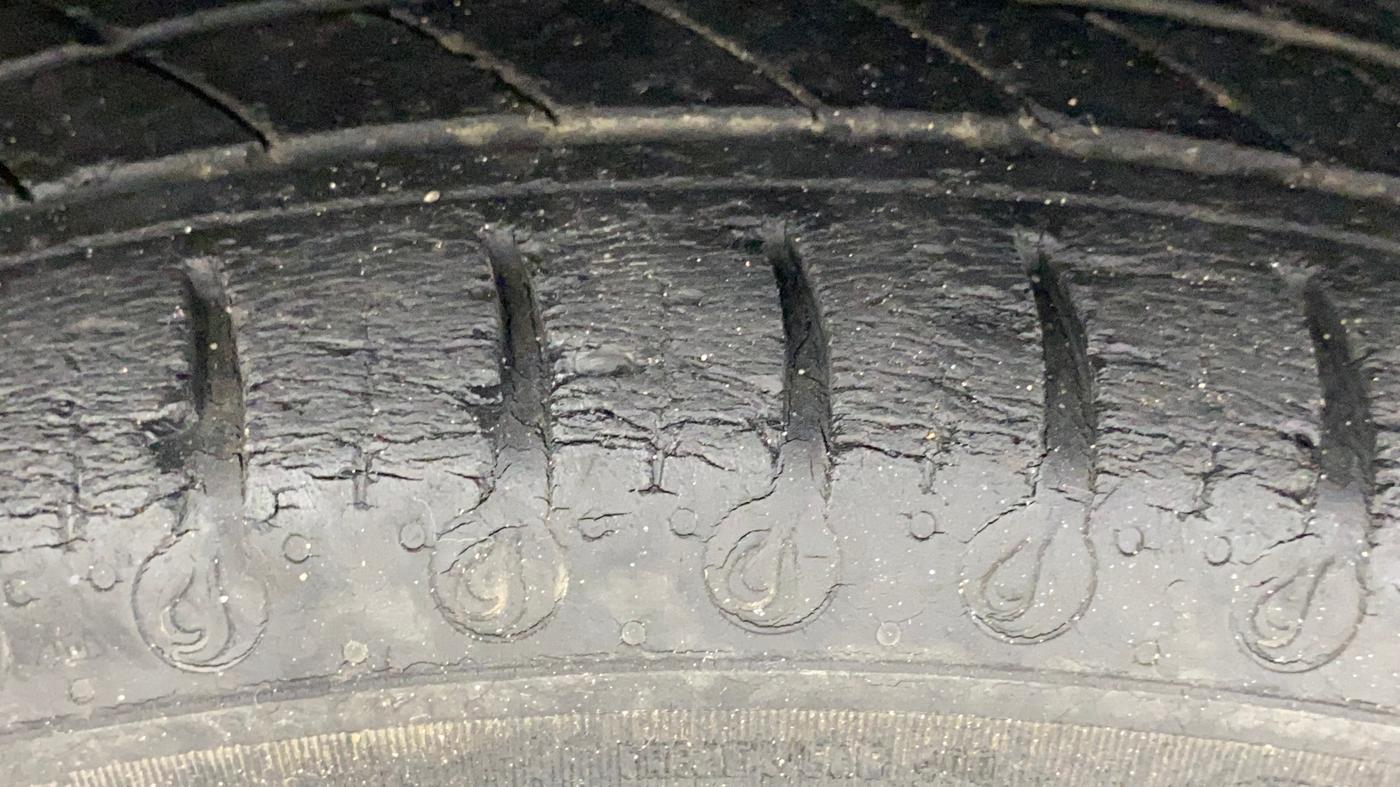 2020 Tata Tiago XZ PETROL, Petrol, Manual, 34,471 km, Left Front Tyre Tread