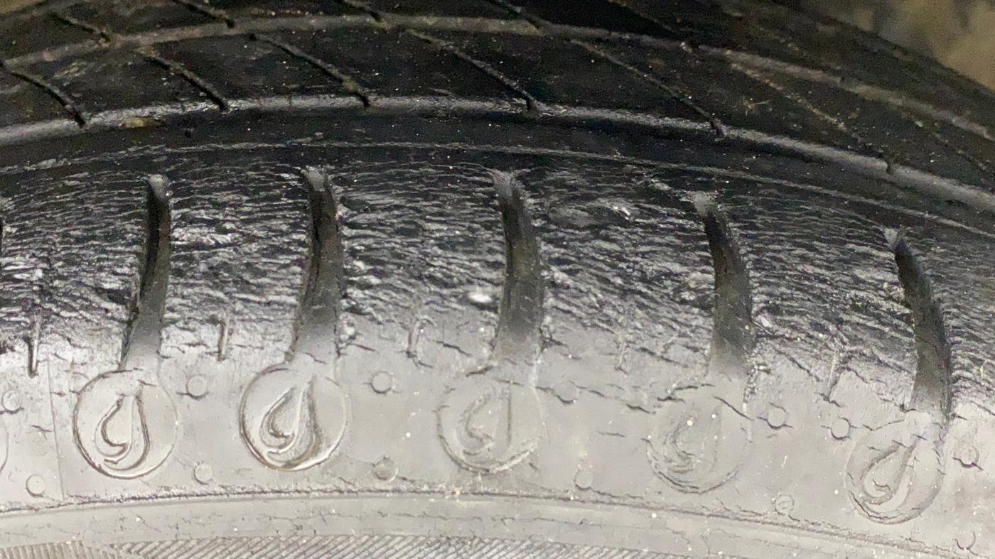 2020 Tata Tiago XZ PETROL, Petrol, Manual, 34,471 km, Right Front Tyre Tread