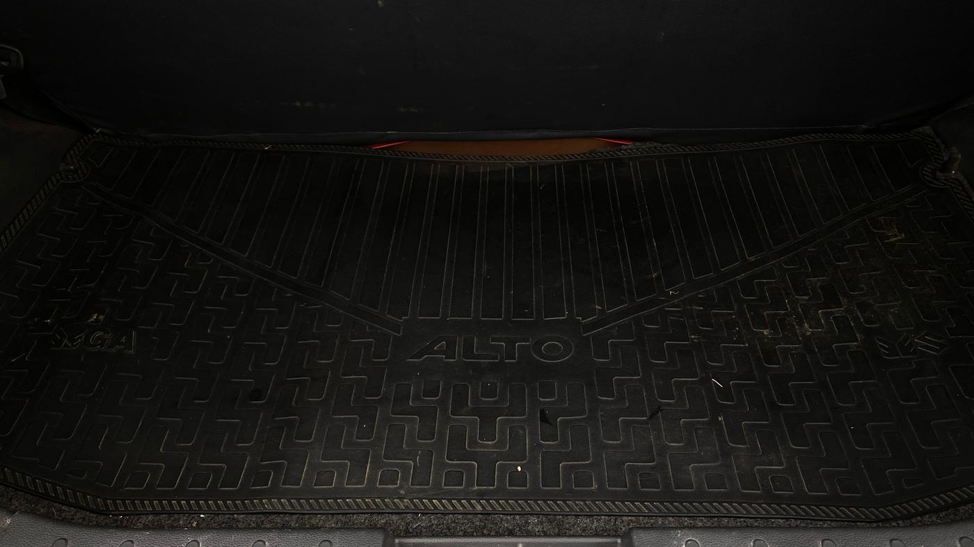 2016 Maruti Alto 800 LXI, Petrol, Manual, 40,016 km, Boot Inside