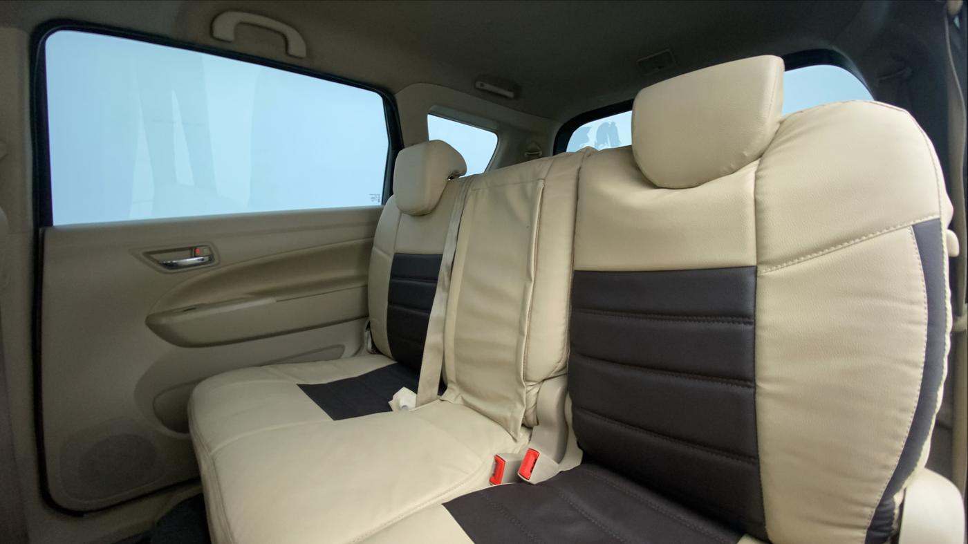 2016 Maruti Ertiga VDI SHVS, Diesel, Manual, 86,747 km, Right Side Rear Door Cabin