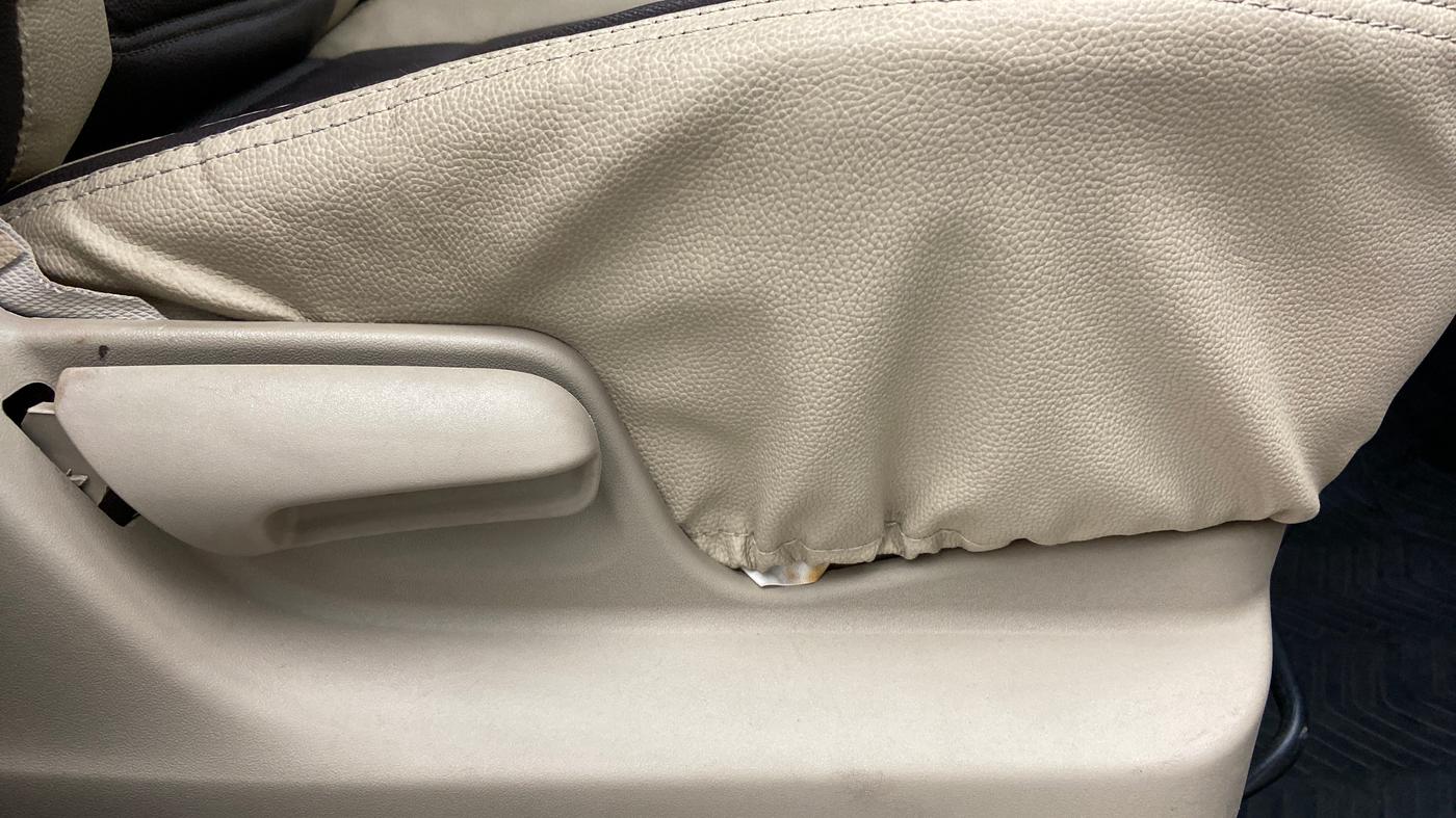 2016 Maruti Ertiga VDI SHVS, Diesel, Manual, 86,747 km, Driver Side Adjustment Panel