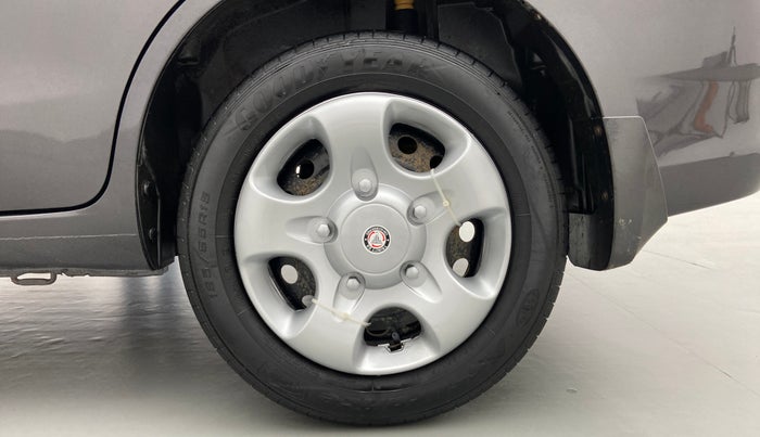 2016 Maruti Ertiga VDI SHVS, Diesel, Manual, 86,747 km, Left Rear Wheel