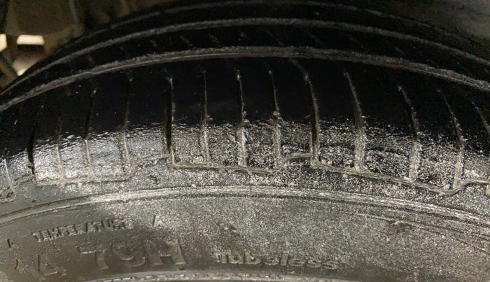 2015 Hyundai Grand i10 MAGNA 1.2 KAPPA VTVT, Petrol, Manual, 56,563 km, Right Rear Tyre Tread