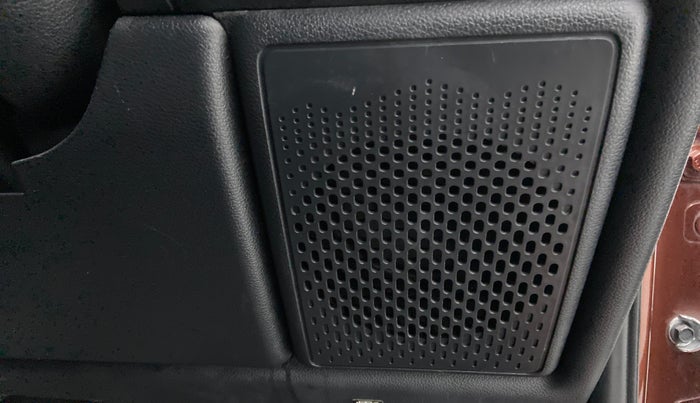 2021 Mahindra Thar LX PETROL HT 4WD AT, Petrol, Automatic, 38,598 km, Speaker