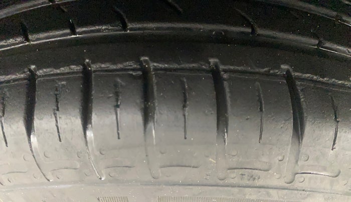 2019 Hyundai GRAND I10 NIOS SPORTZ AMT 1.2 KAPPA VTVT, Petrol, Automatic, 17,521 km, Left Front Tyre Tread
