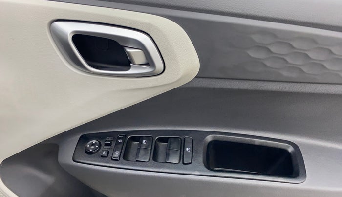 2019 Hyundai GRAND I10 NIOS SPORTZ AMT 1.2 KAPPA VTVT, Petrol, Automatic, 17,521 km, Driver Side Door Panels Control