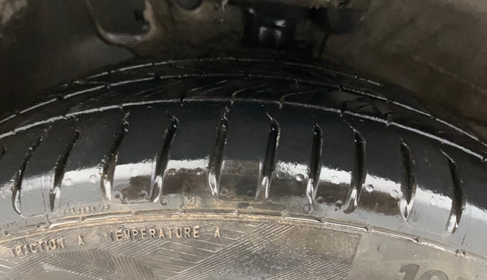 2018 Hyundai Verna 1.6 VTVT SX O, Petrol, Manual, 63,332 km, Left Front Tyre Tread