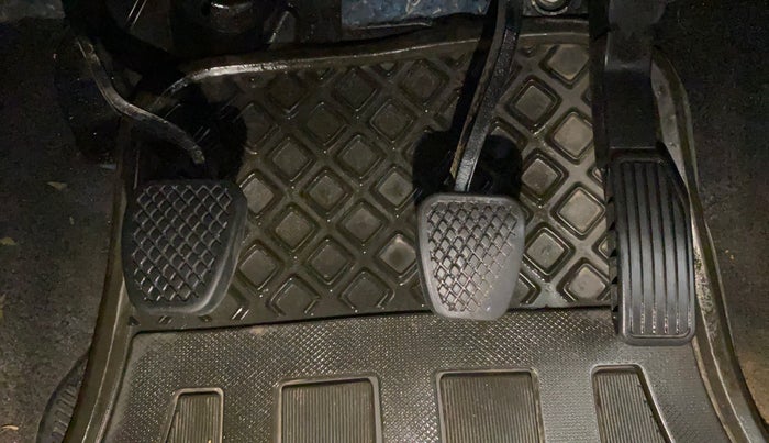 2018 Honda WR-V 1.2L I-VTEC S MT, Petrol, Manual, 95,175 km, Pedals