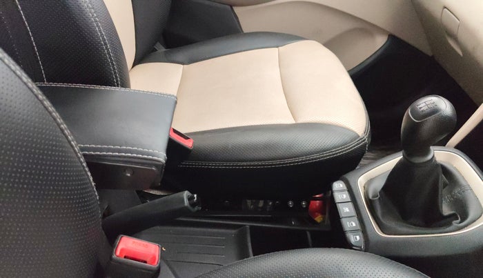 2019 Hyundai NEW SANTRO SPORTZ CNG, CNG, Manual, 46,315 km, Gear Lever