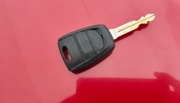 2019 Hyundai NEW SANTRO SPORTZ CNG, CNG, Manual, 46,315 km, Key Close Up