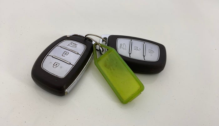 2017 Hyundai Tucson GLS 2WD AT PETROL, Petrol, Automatic, 51,413 km, Key Close Up