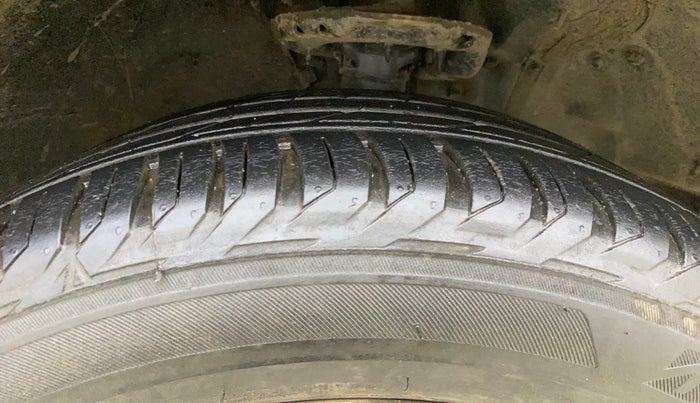 2017 Hyundai Tucson GLS 2WD AT PETROL, Petrol, Automatic, 51,413 km, Right Front Tyre Tread