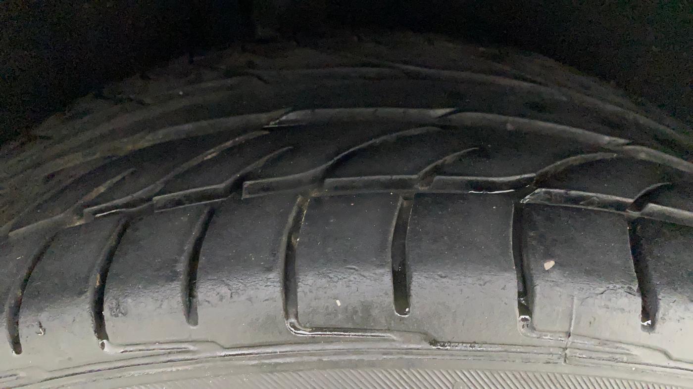 2018 Ford Ecosport TITANIUM + 1.5L PETROL AT, Petrol, Automatic, 80,913 km, Right Rear Tyre Tread