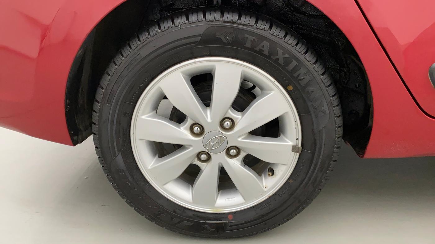 2016 Hyundai Xcent SX 1.2, Petrol, Manual, 28,808 km, Right Rear Wheel