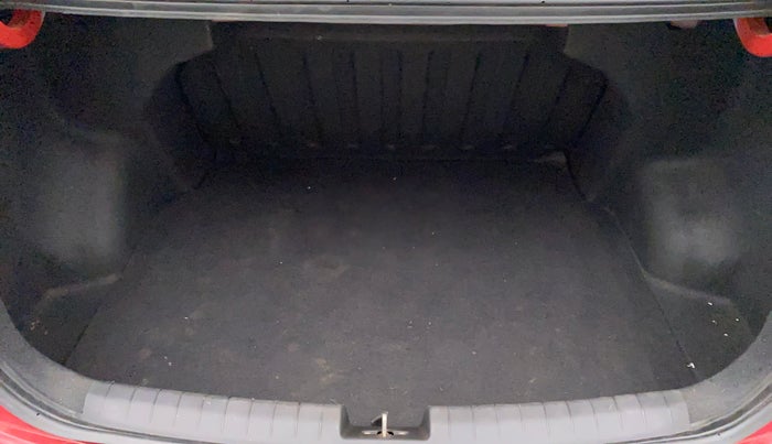 2016 Hyundai Xcent SX 1.2, Petrol, Manual, 28,808 km, Boot Inside