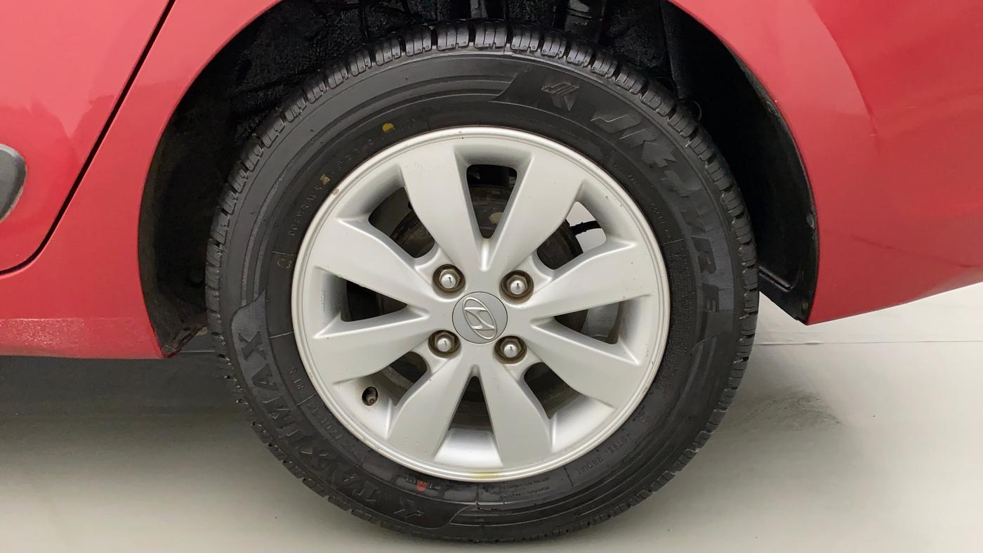 2016 Hyundai Xcent SX 1.2, Petrol, Manual, 28,808 km, Left Rear Wheel