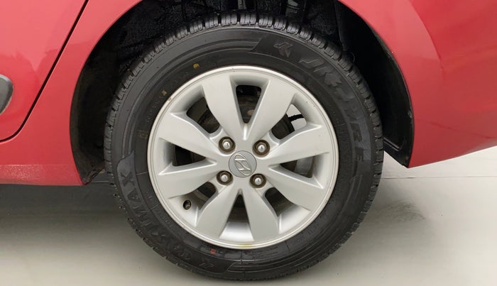 2016 Hyundai Xcent SX 1.2, Petrol, Manual, 28,808 km, Left Rear Wheel