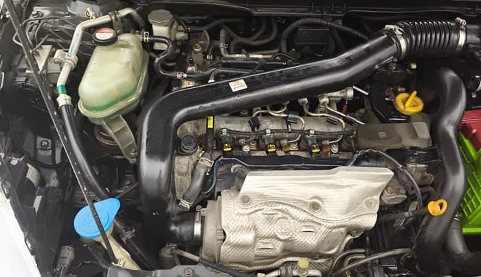 2015 Maruti S Cross ALPHA 1.6, Diesel, Manual, 54,852 km, Engine View - Right