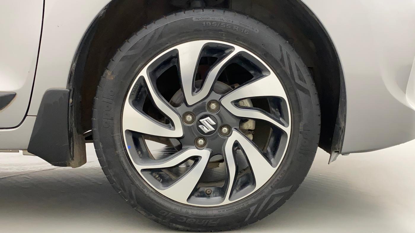 2021 Maruti Baleno ALPHA PETROL 1.2, Petrol, Manual, 55,550 km, Right Front Wheel