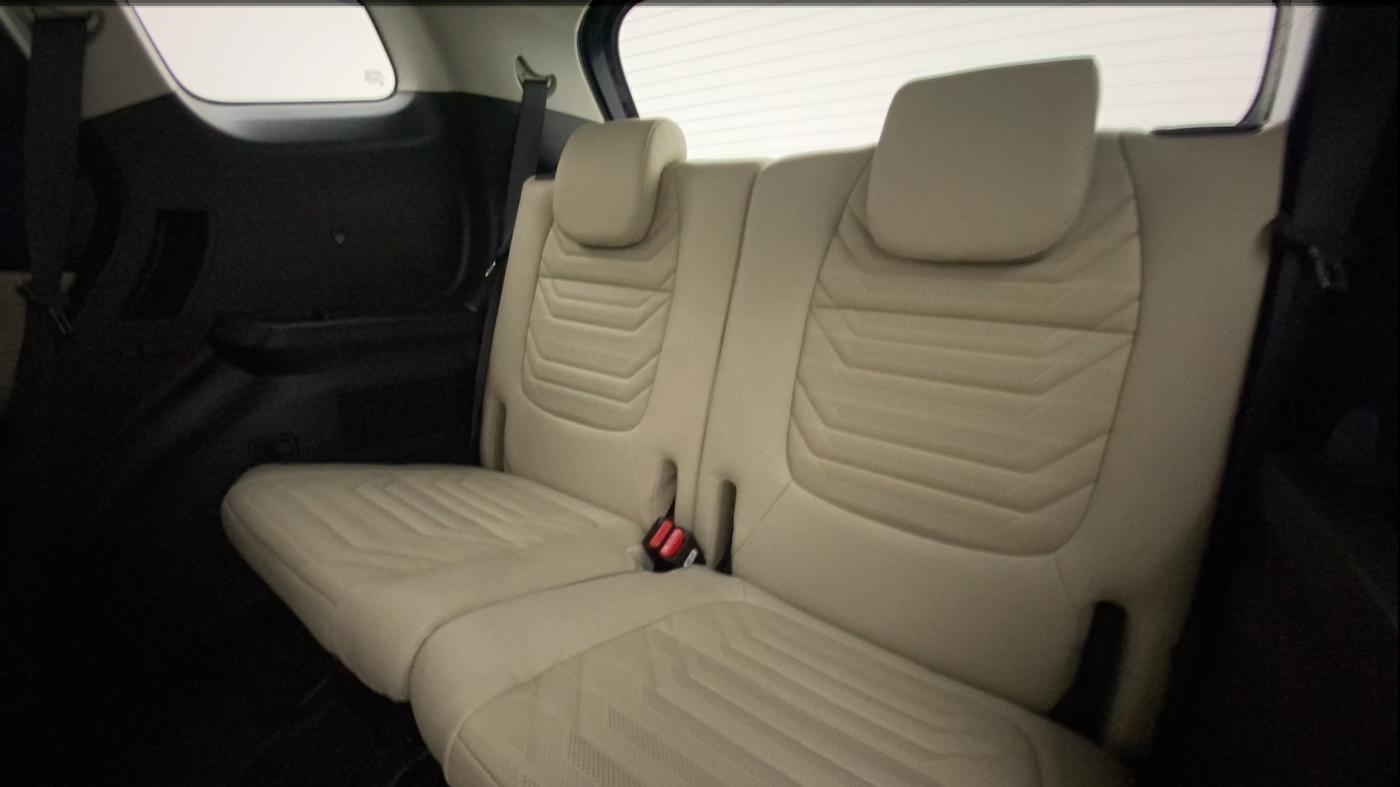 2022 KIA CARENS LUXURY PLUS 1.4 PETROL 6 STR, Petrol, Manual, 12,032 km, Third Seat Row ( optional )