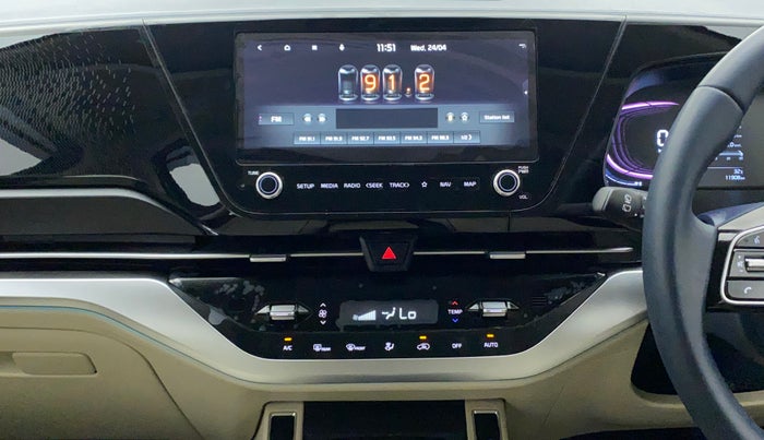 2022 KIA CARENS LUXURY PLUS 1.4 PETROL 6 STR, Petrol, Manual, 12,032 km, Air Conditioner