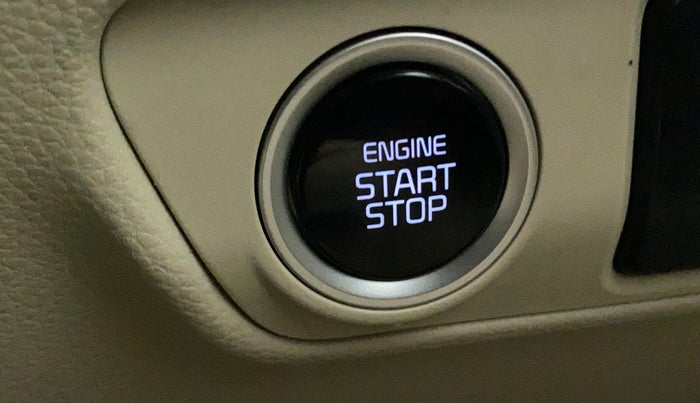 2022 KIA CARENS LUXURY PLUS 1.4 PETROL 6 STR, Petrol, Manual, 12,032 km, Keyless Start/ Stop Button