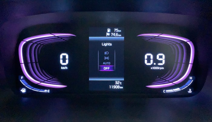 2022 KIA CARENS LUXURY PLUS 1.4 PETROL 6 STR, Petrol, Manual, 12,032 km, Odometer Image