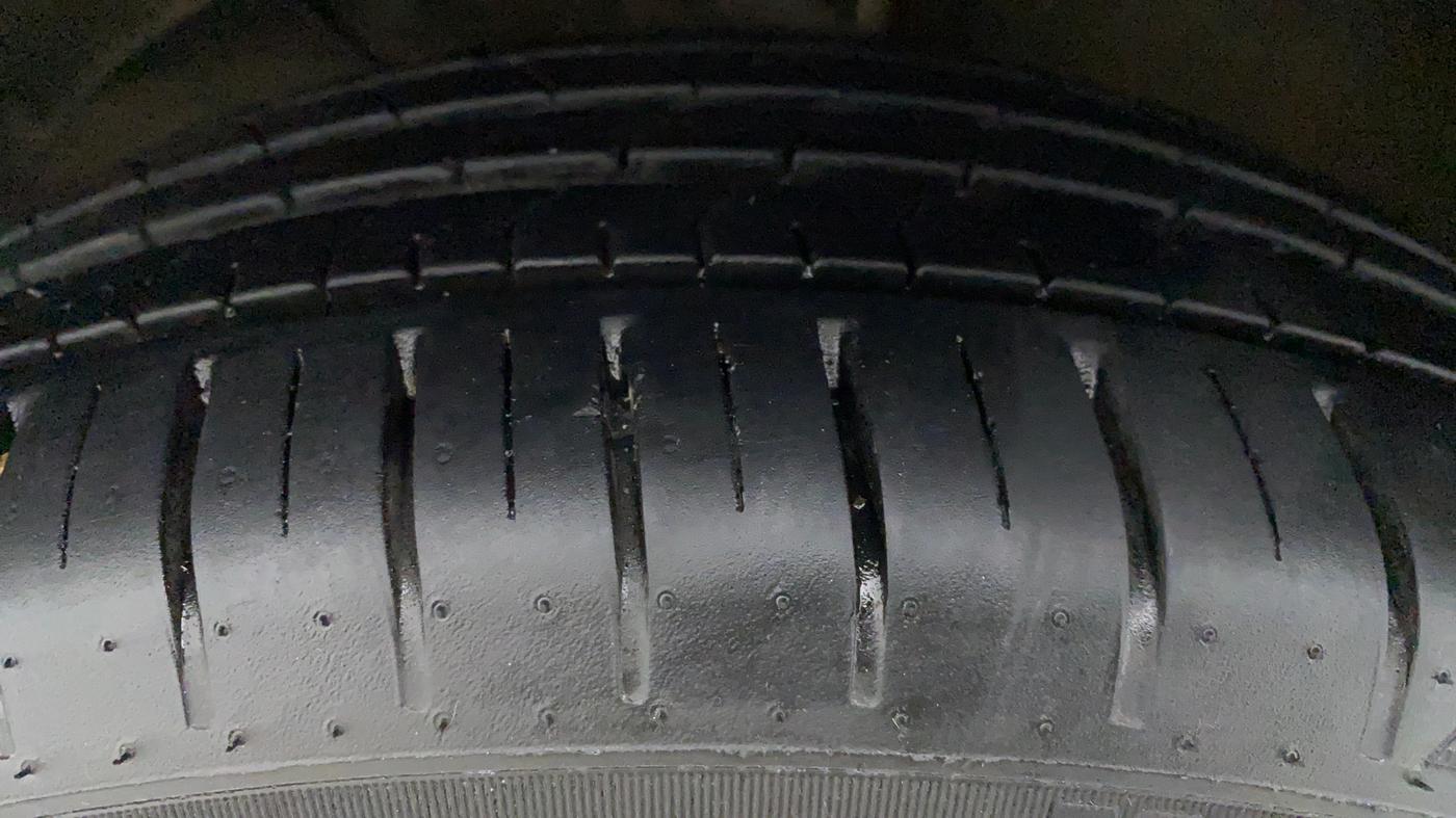 2020 Toyota Glanza G CVT, Petrol, Automatic, 11,189 km, Left Rear Tyre Tread