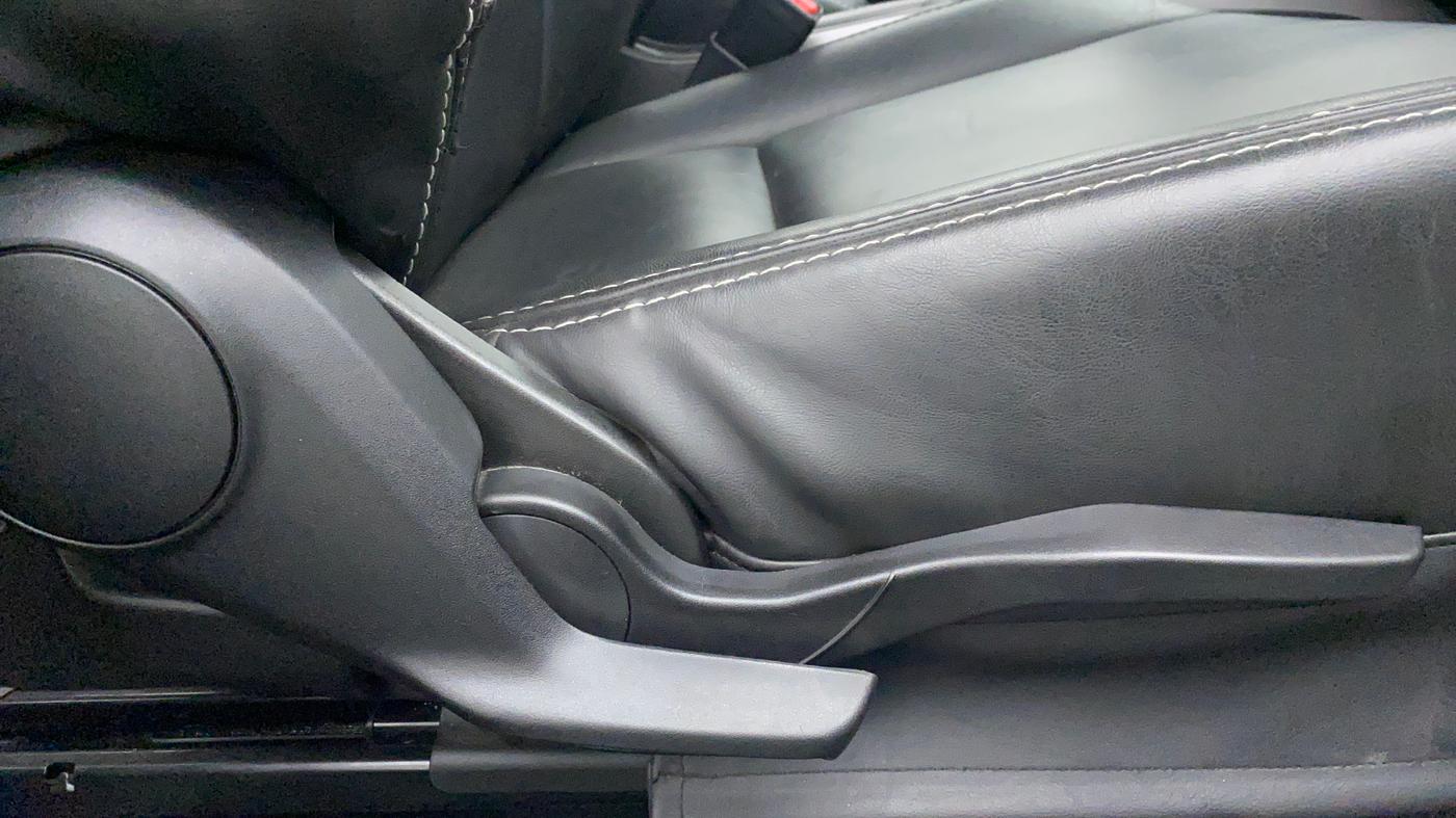 2020 Toyota Glanza G CVT, Petrol, Automatic, 11,189 km, Driver Side Adjustment Panel