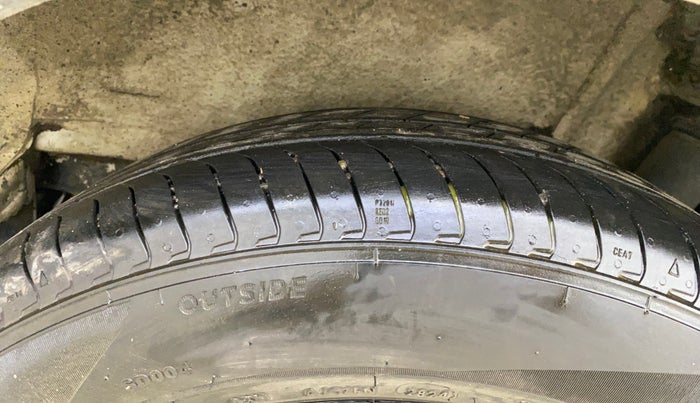 2020 Maruti IGNIS ZETA 1.2 AMT, Petrol, Automatic, 85,625 km, Left Rear Tyre Tread