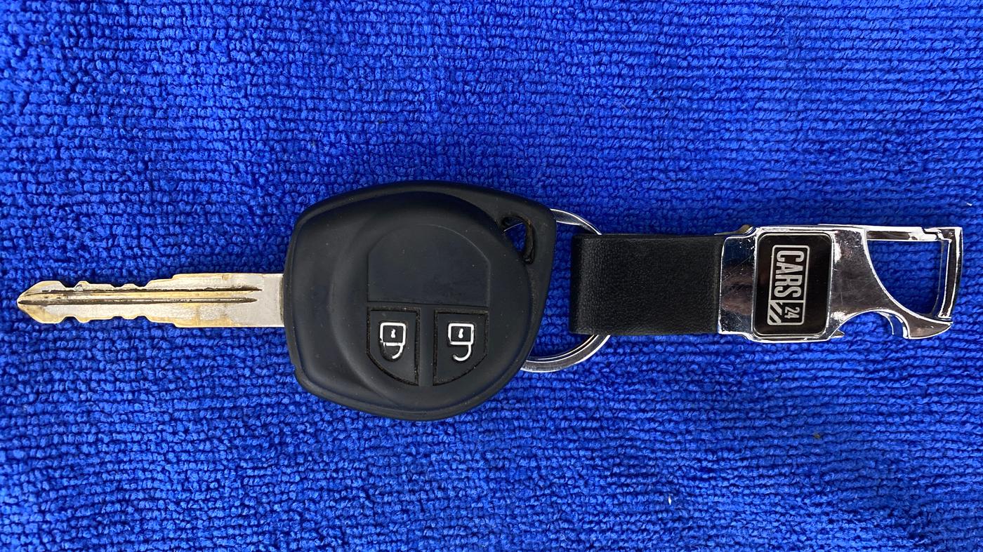 2014 Maruti Swift Dzire VXI, Petrol, Manual, 83,127 km, Key Close Up