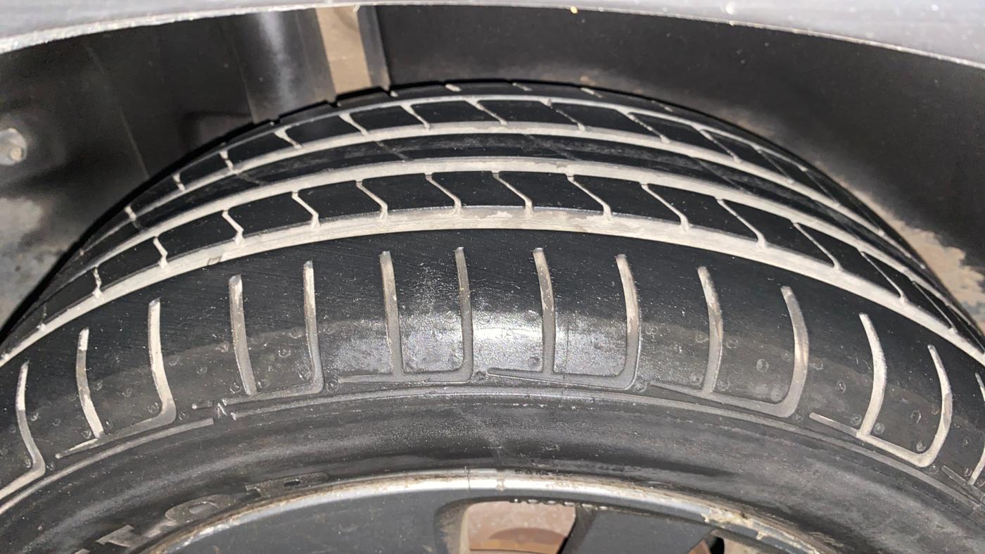 2016 Maruti S Cross ZETA 1.3, Diesel, Manual, 54,024 km, Right Rear Tyre Tread